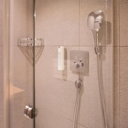 Mulin - Erwachsenen-hotel In Den Bergen 3*
